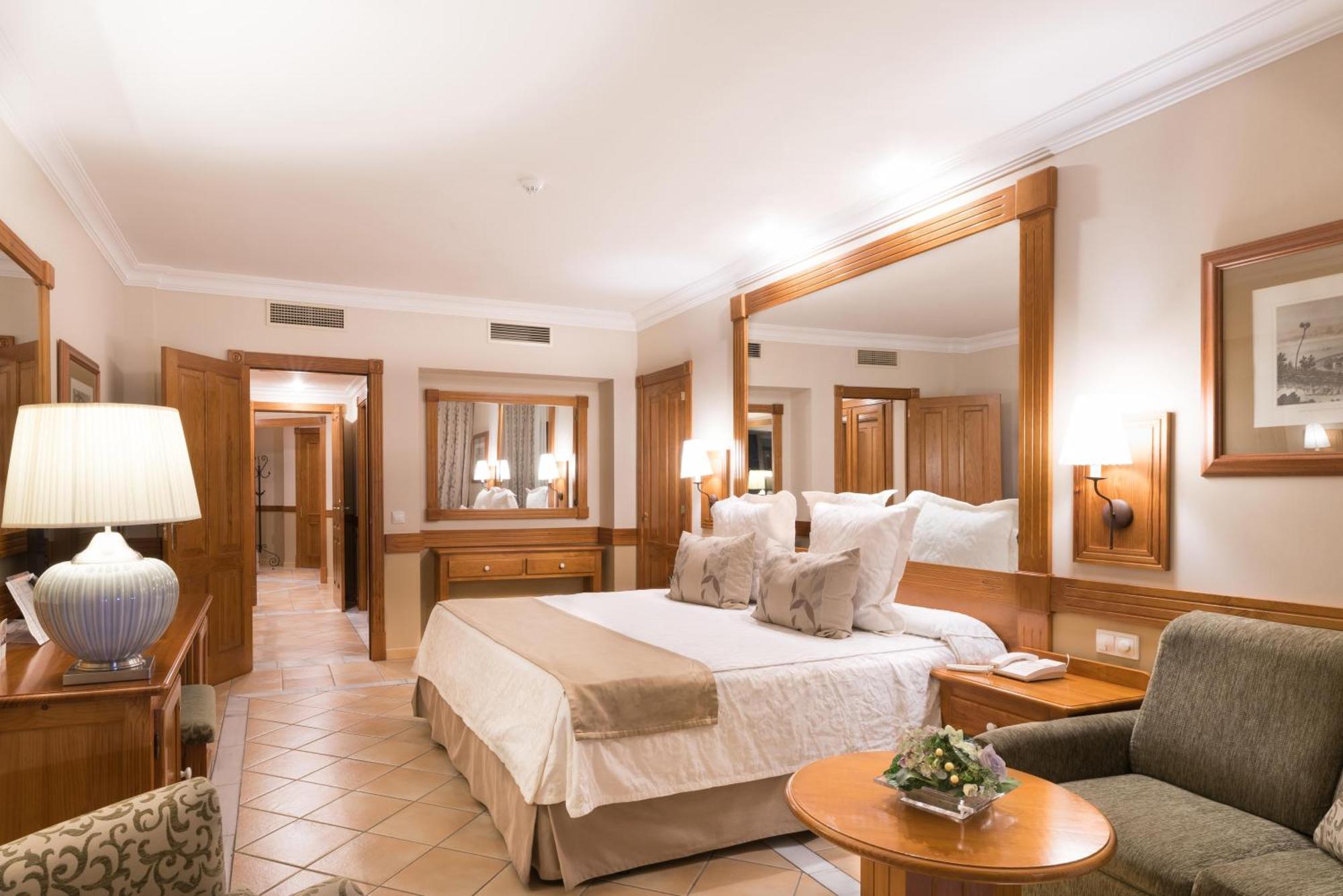 Hotel Gf Gran Costa Adeje***** Esterno foto